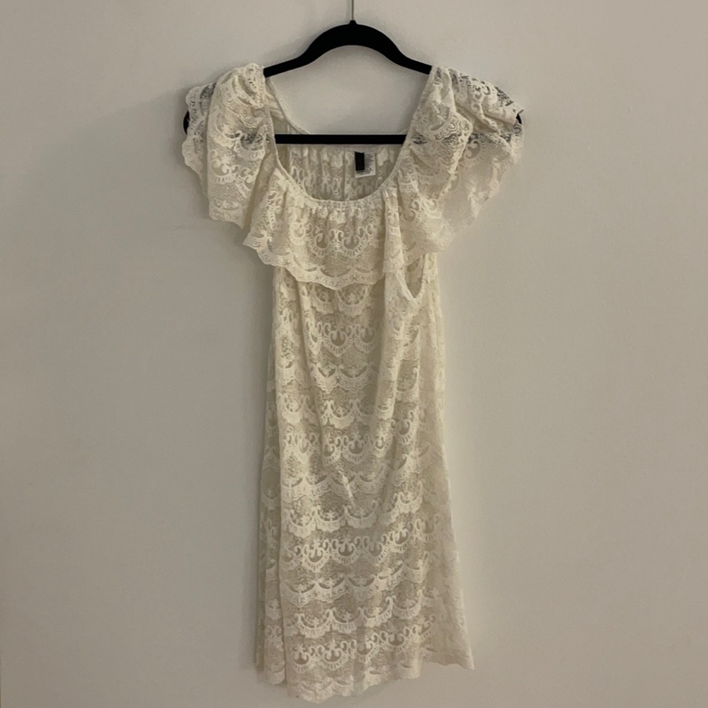 Lace coverup